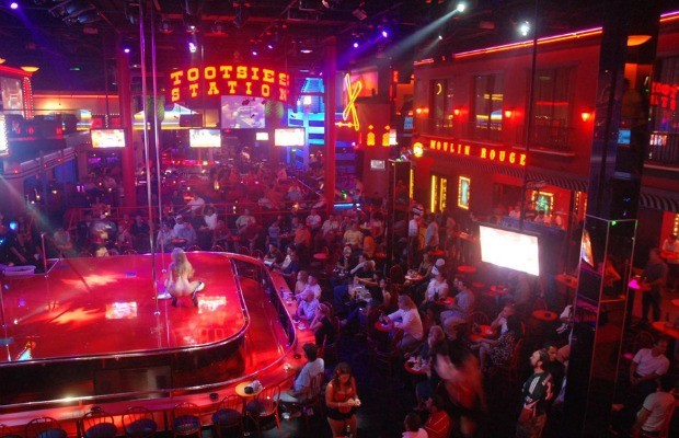 Best Bachelor Party Strip Clubs (Updated for 2024)