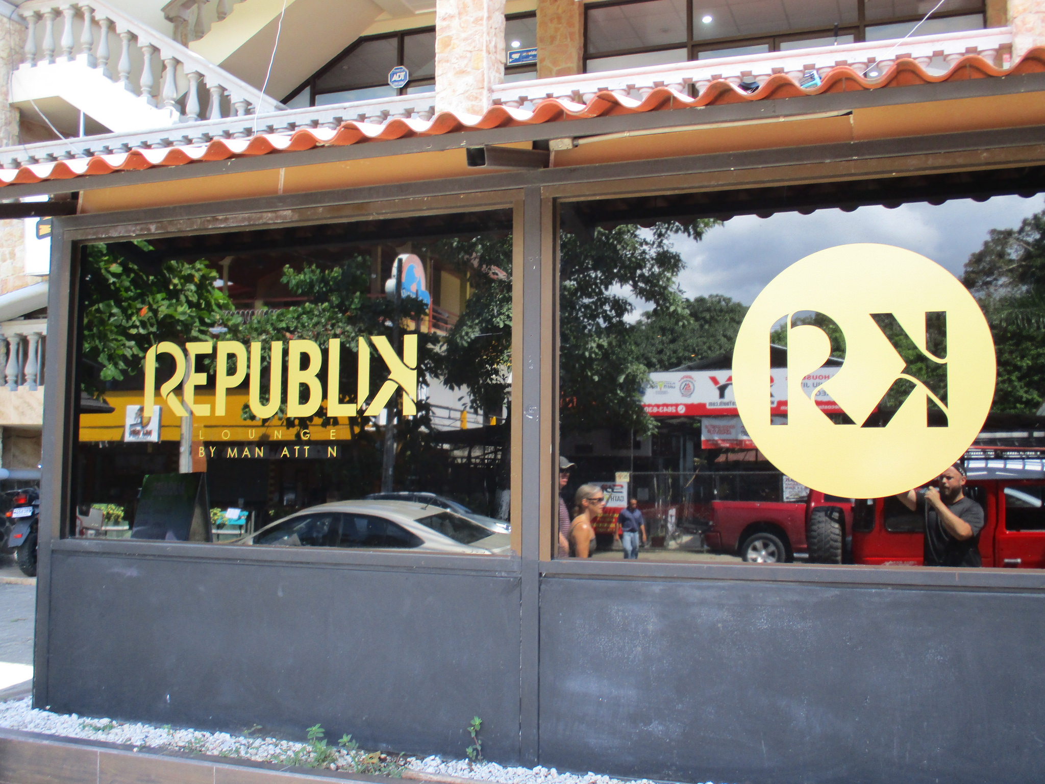 Republik Nightclub & Lounge in Jaco for Bachelor Party