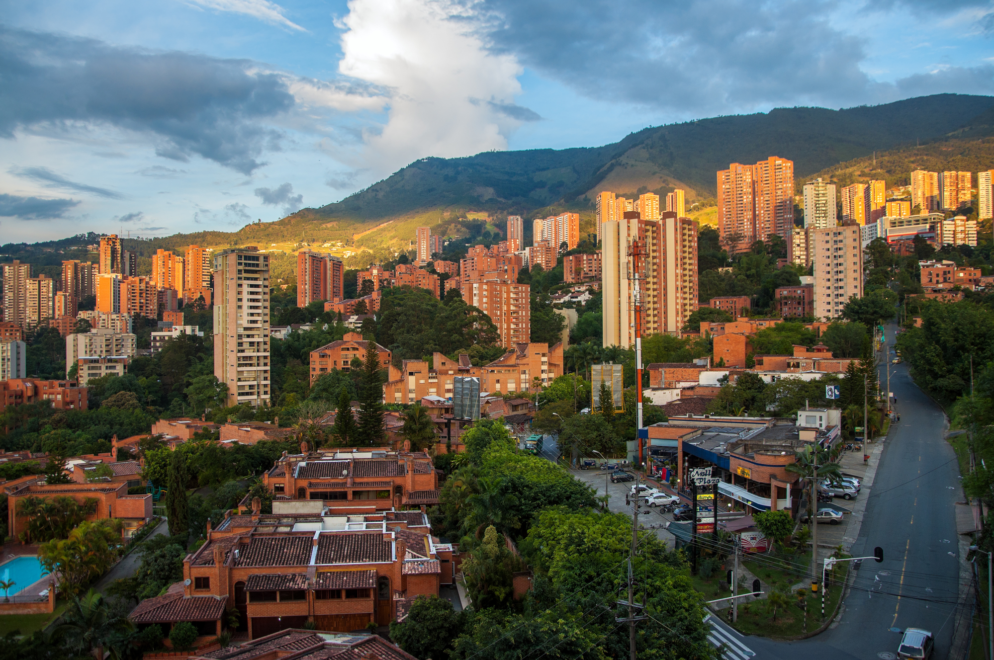 Plan a Bachelor Party in Medellin, Colombia (2026 Guide)